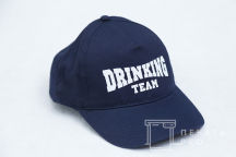 Бейсболки с надписью «Drinking Team»