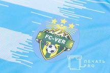 Голубые спортивные футболки с логотипом «FC-VER»